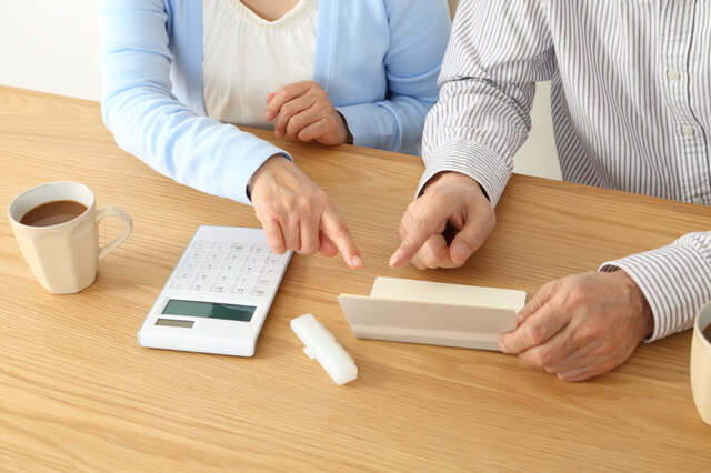 新NISAの積立投資枠は妻名義でも利用できる？贈与税も解説