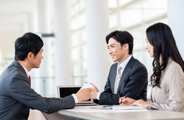 住宅ローン控除と築年数の関係は?控除を受けるための条件や控除額について解説