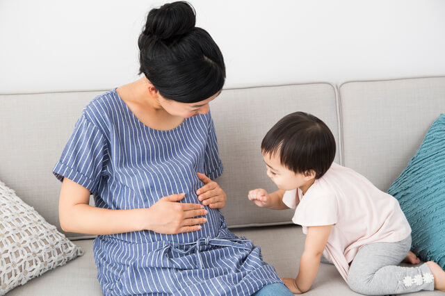 育休中にお金がないストレスの対処法5選!活用できる公的支援や息抜き方法も解説