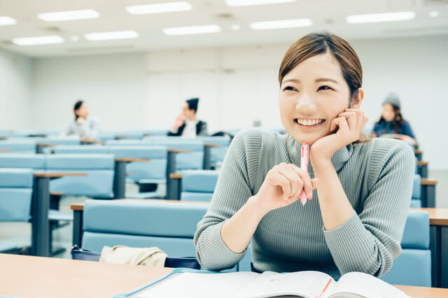 休学後も奨学金はもらえる?休止・復活の方法や手続きまで解説!