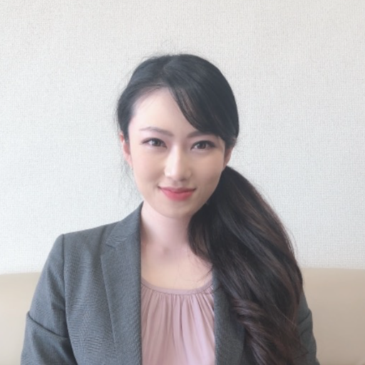 中井 汐里